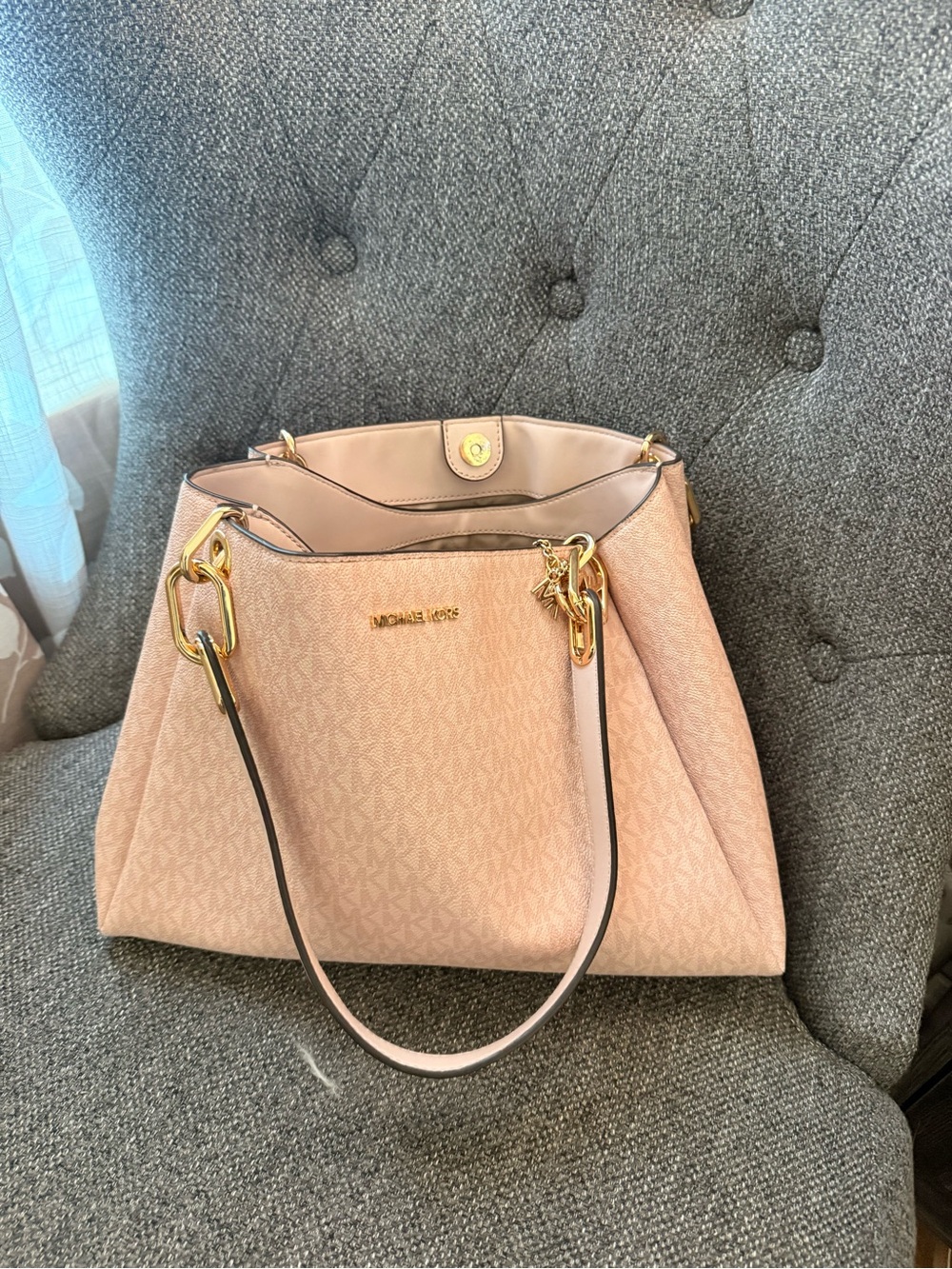 Michael Kors Blush Pink Signature Shoulder Tote